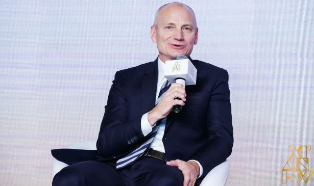 反复伤病让梅西暂别巅峰期 媒体：现在梅西非第一   